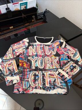Colorful Graffiti "New York City" Sweater by ESTHEME Of Paris